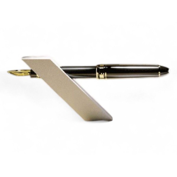 Floating Kalem Tutucu